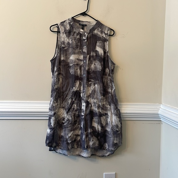 Eileen Fisher button down dress blouse - Picture 4 of 6